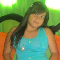 Laura Isabel  Flores  Saldarriaga